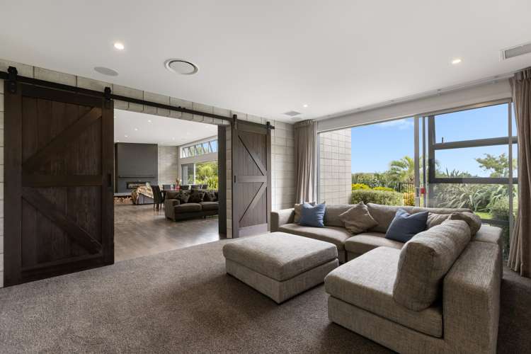 166 Merrick Road Pyes Pa_14