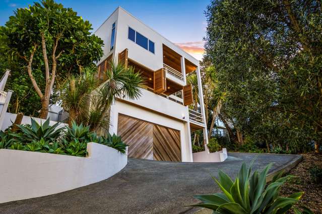 Spacious family living, prime Kohi location