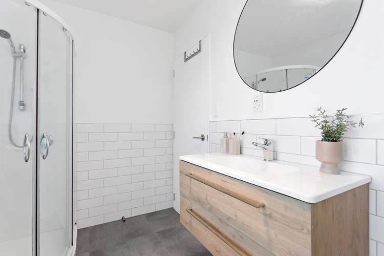 16 Dudley Road Lyttelton_23