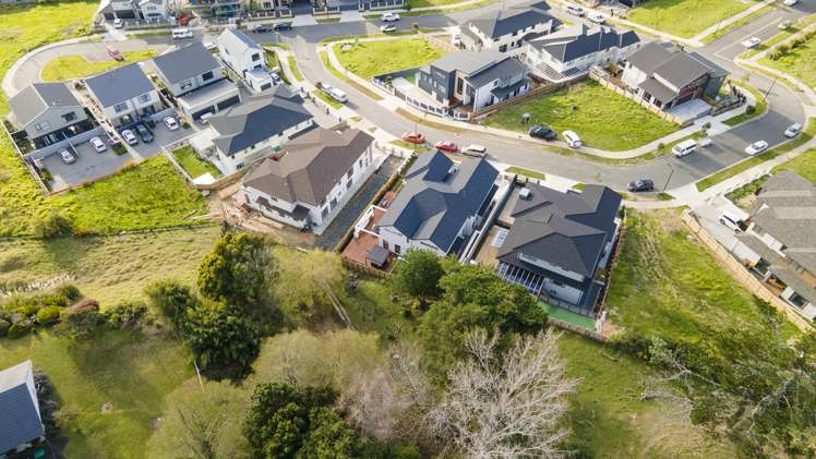 74 Armstrong Farm Drive East Tamaki Heights_25
