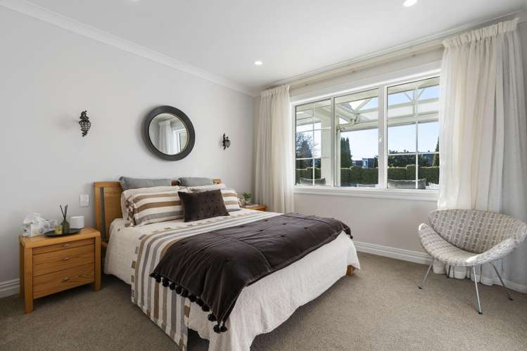14 Tall Oaks Way Bethlehem_24