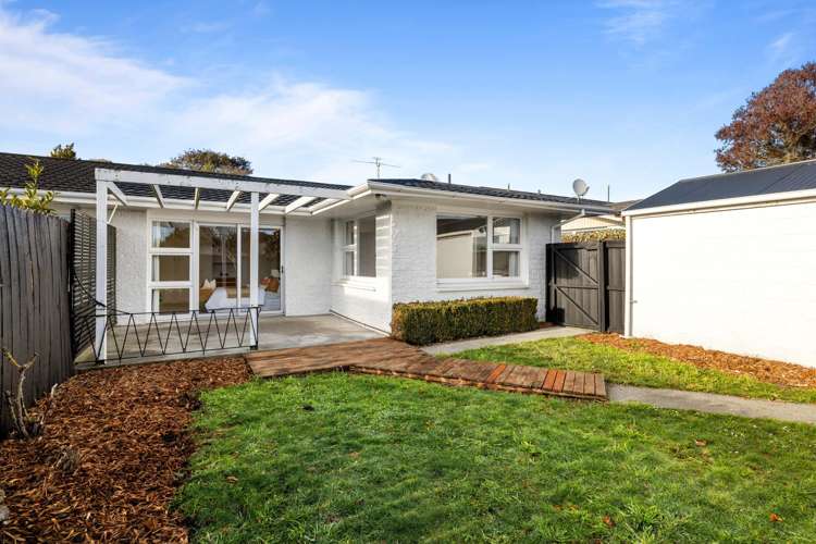 2/4 Molesworth Place Somerfield_11
