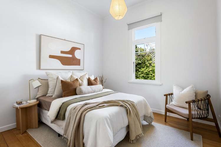 7B North Avenue Narrow Neck_20