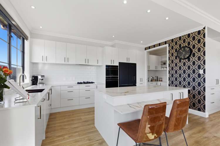 166 Oriental Parade_4