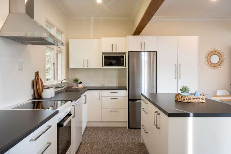 47 Wharfdale Street Macandrew Bay_3