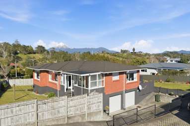 13 Durham Avenue_4