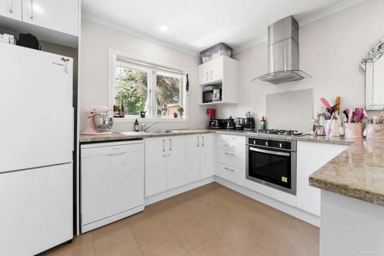 23 Roby Street Te Atatu Peninsula_6