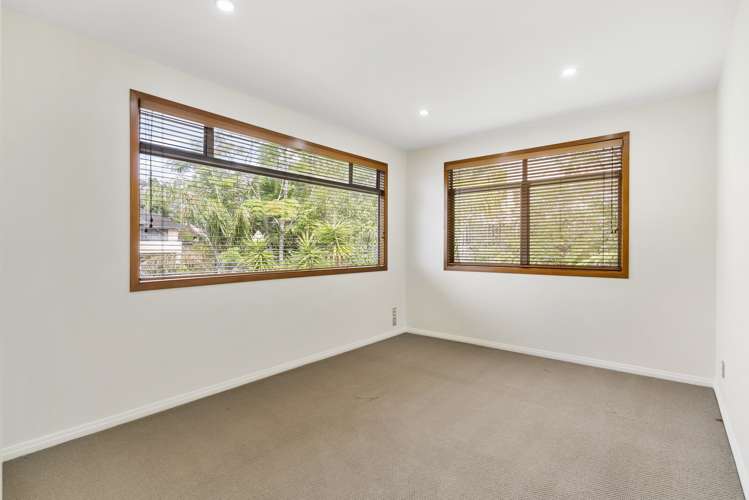 49 Penguin Drive Murrays Bay_18