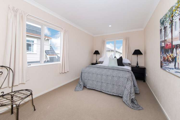 35 Janway Avenue Flat Bush_19