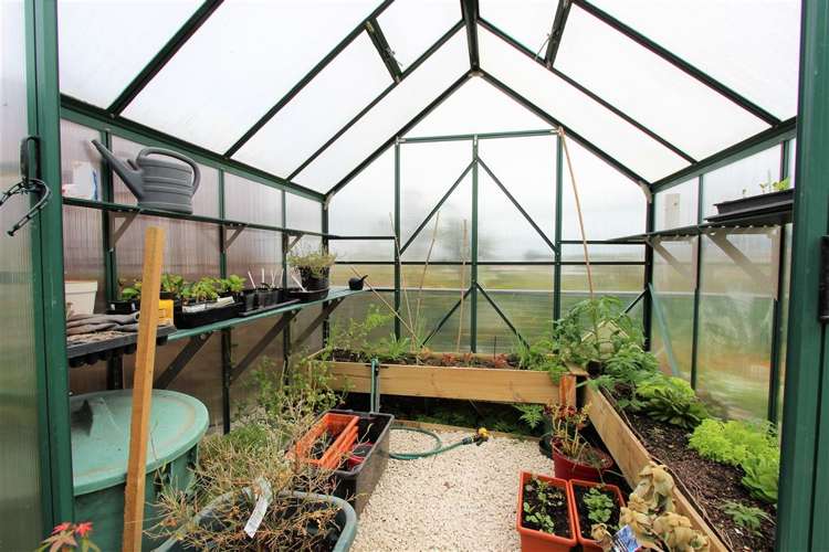 311 Marshall Crescent Thames_23