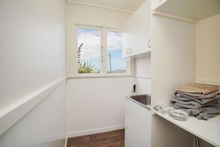 28 Shrewsbury Street Riverton_13