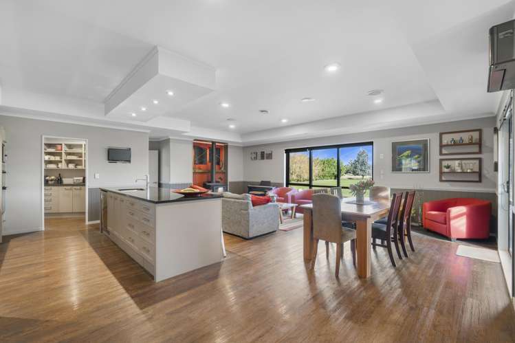 9 Adian Way Loburn_4