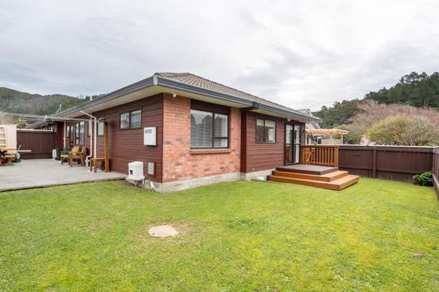 1/9 Korau Grove Stokes Valley_4