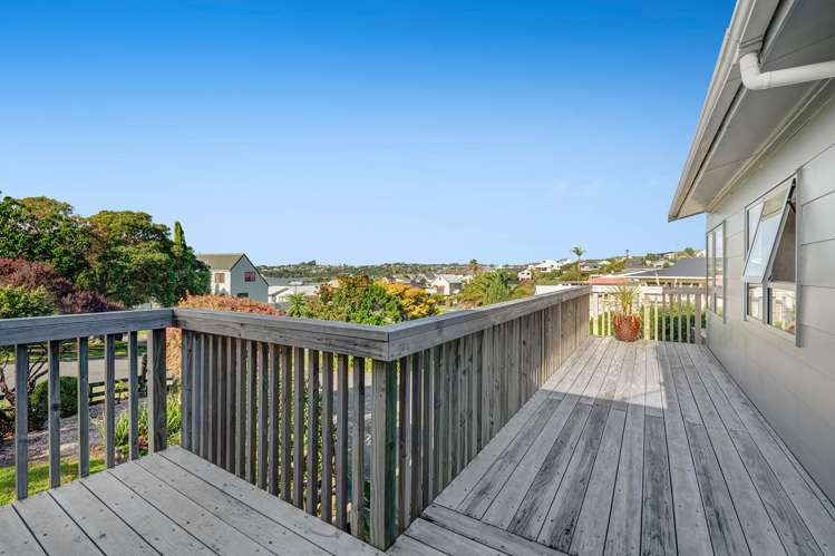 1 Hinemoa Place Snells Beach_5