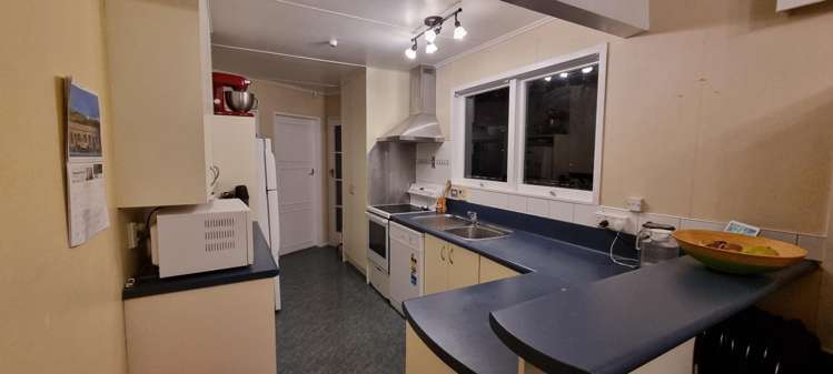 8 Kaponga Street 10629_4