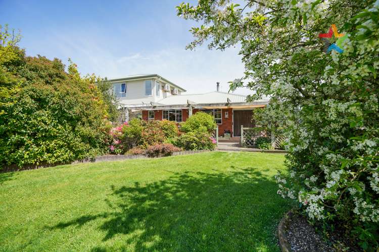 73 Black Road Otatara_18