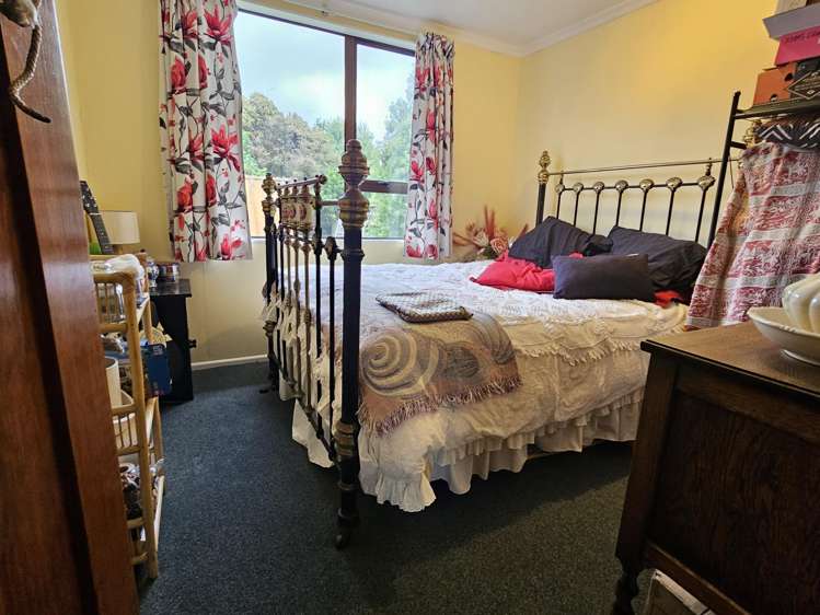 11 Matai Street Kaka Point_11