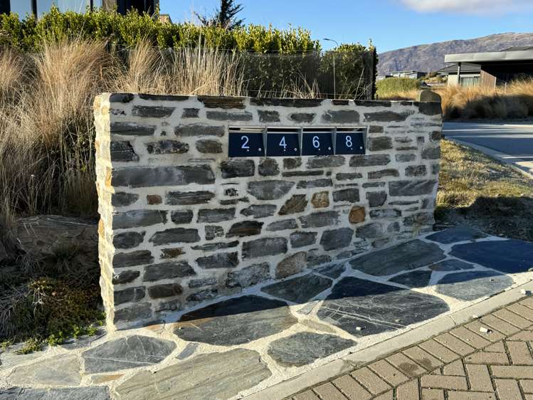 2 Petalite Lane Wanaka_17