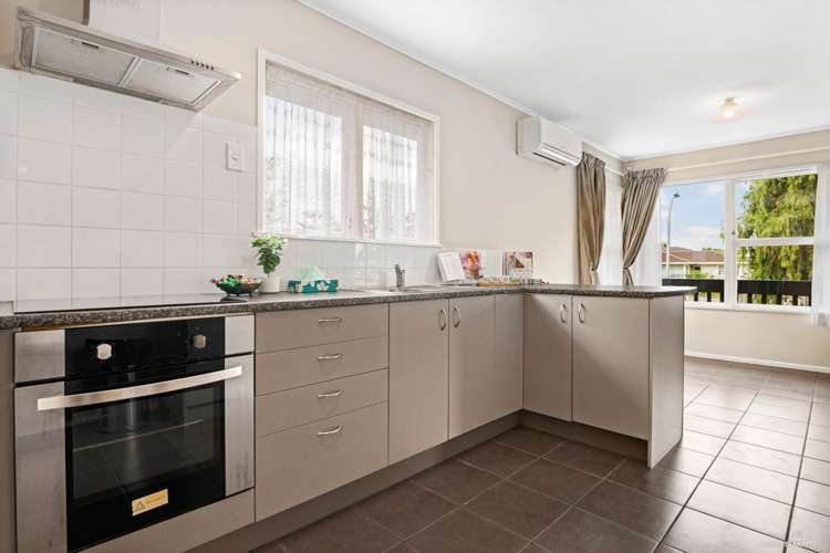 4 Rainbow Place Wattle Downs_2