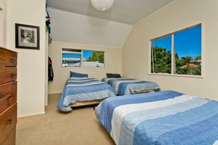 5 Rosecamp Road Beach Haven_12