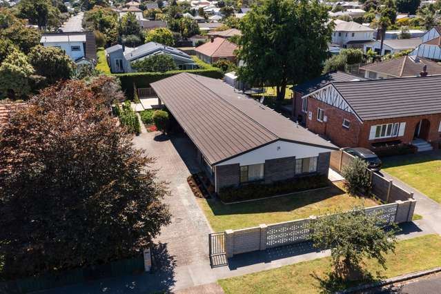 5 Phyllis Street Mount Albert_1