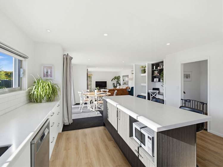 16 Bonecrusher Street Lincoln_6