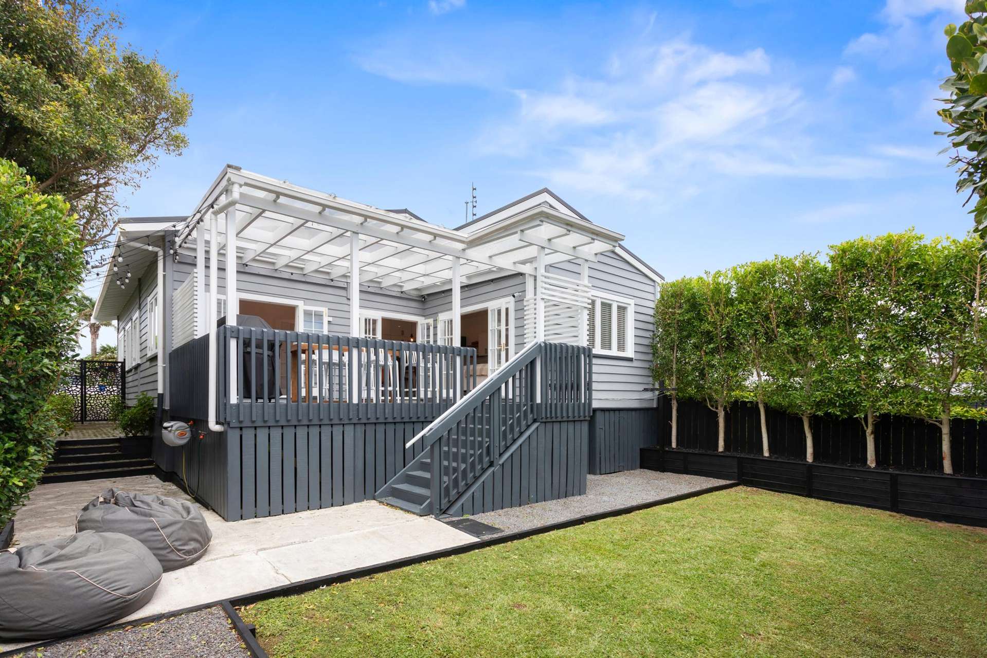 83 Golf Road New Lynn_0