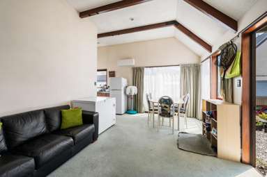 3/33 Hedditch Street_3