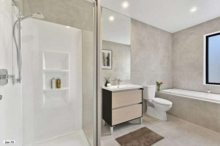 4 Taikura Avenue Red Beach_10