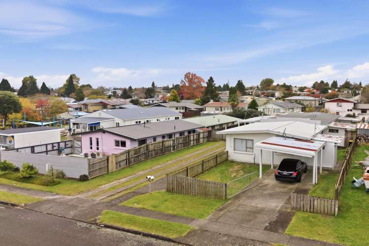 56 A&B Fergusson Street_1