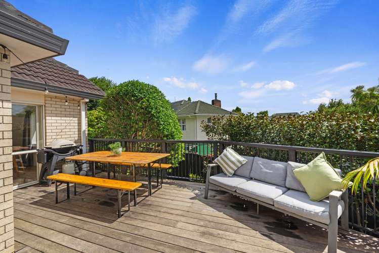 6A Fayette Place Te Atatu South_11