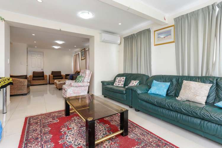 592 Massey Road Mangere_12