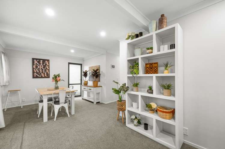 34 Arodella Crescent Ranui_10