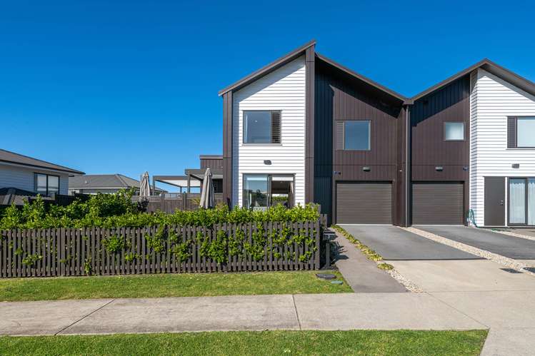 3 Koura Drive Red Beach_23