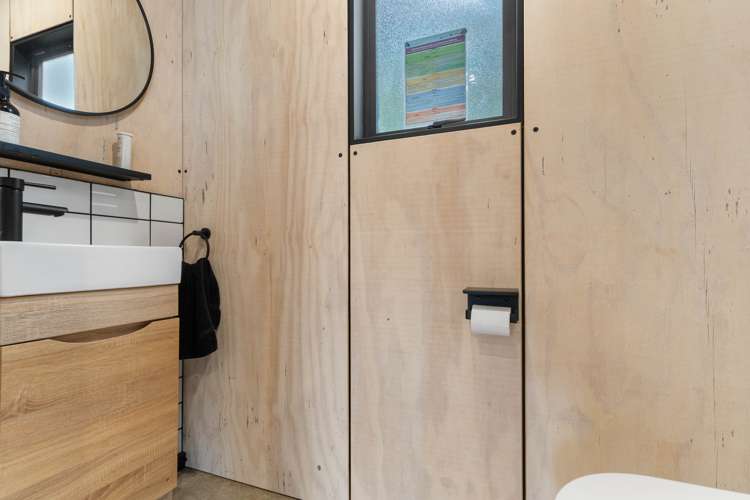 20 Short Street Solway_18