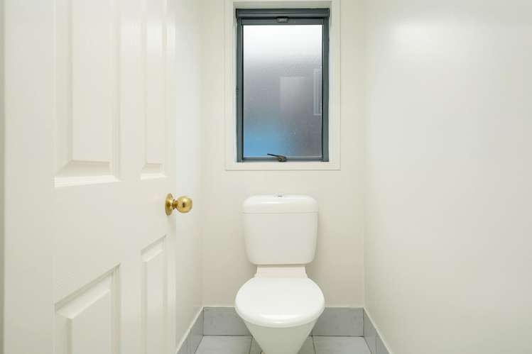 13 Xena Way Henderson_16