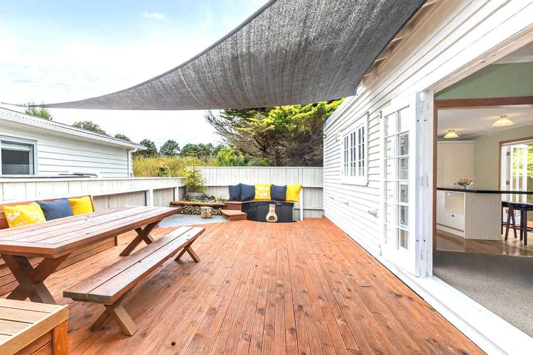 43a Collins Avenue Tawa_12