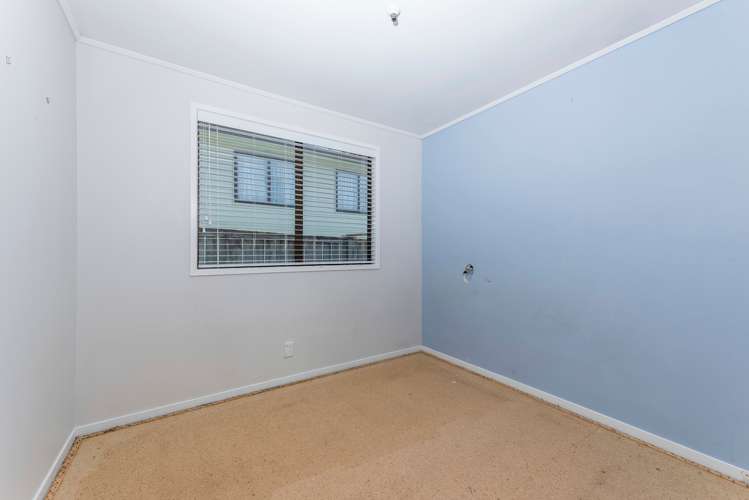 171 Solar Road Glen Eden_8