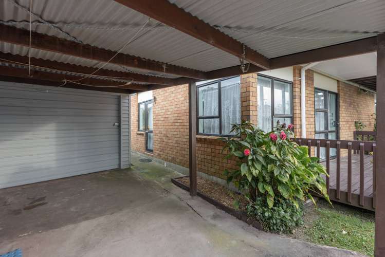 8 Glen Close Glen Eden_19