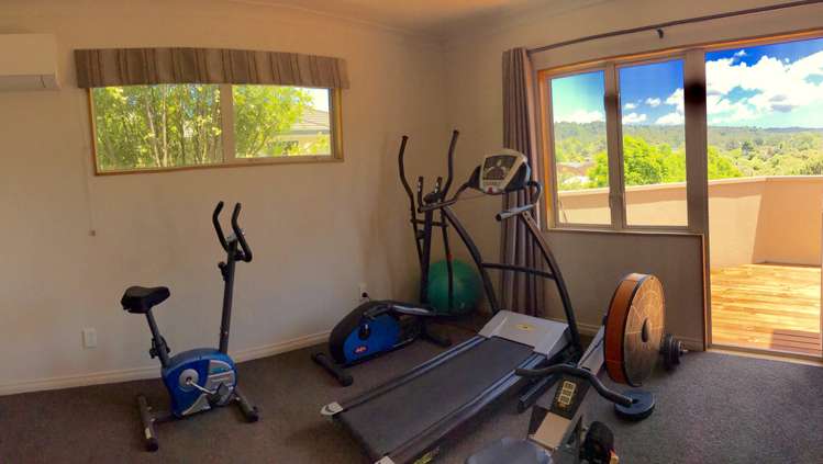 14 Chamari Close Titirangi_11