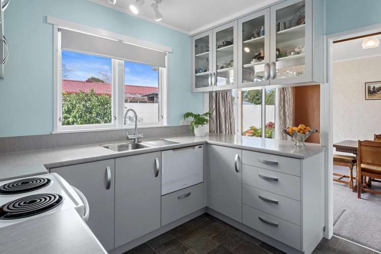 27 Carlton Crescent Kamo_8