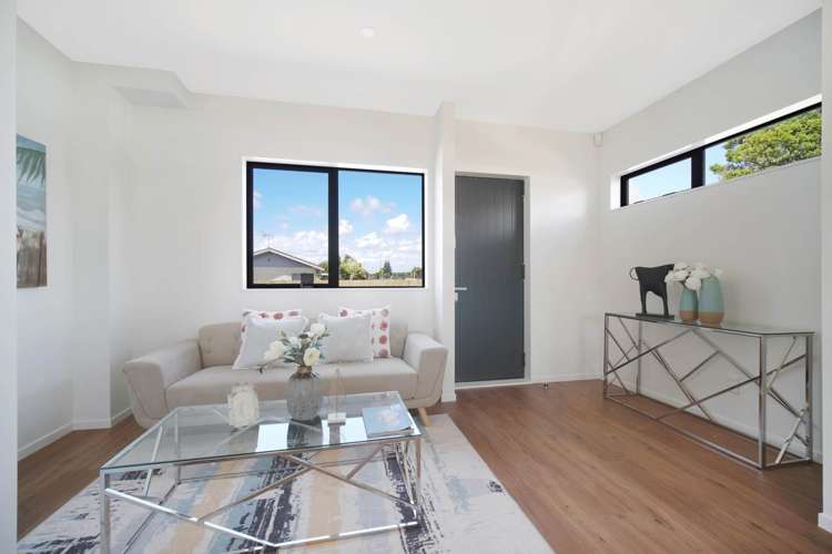1-8, 32 Sunlands Drive_1