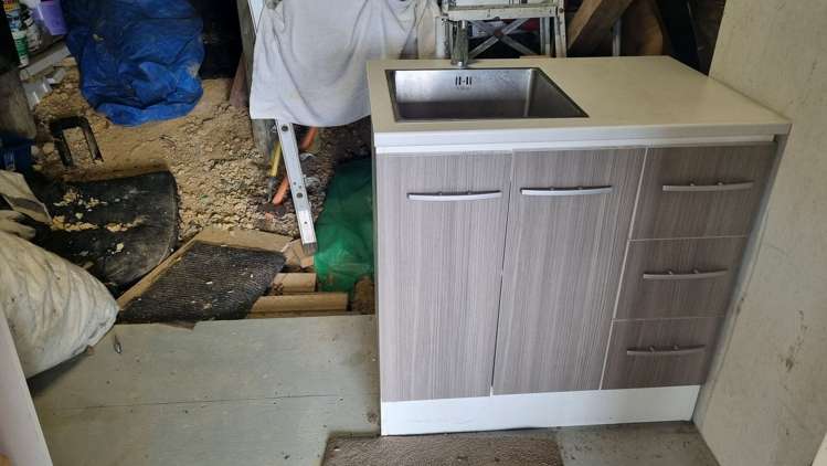 18 Tawhana Crescent Red Beach_9