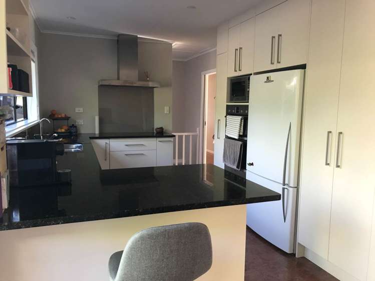 77 Churchill Road Cockle Bay_7