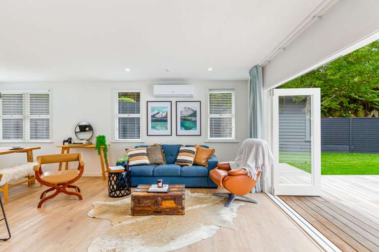 29 Awhiorangi Promenade Swanson_4