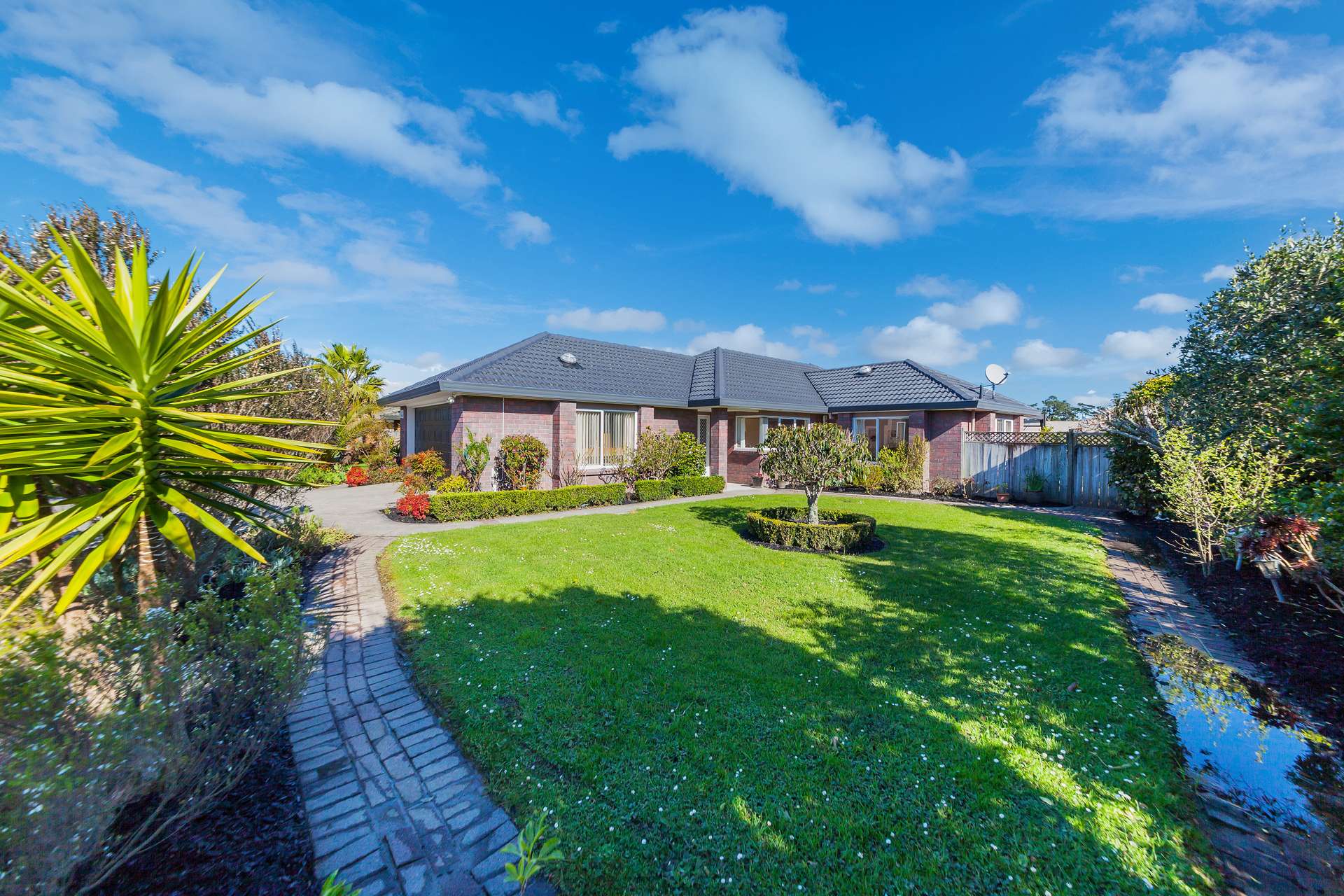 124 Burswood Drive Pakuranga Heights_0