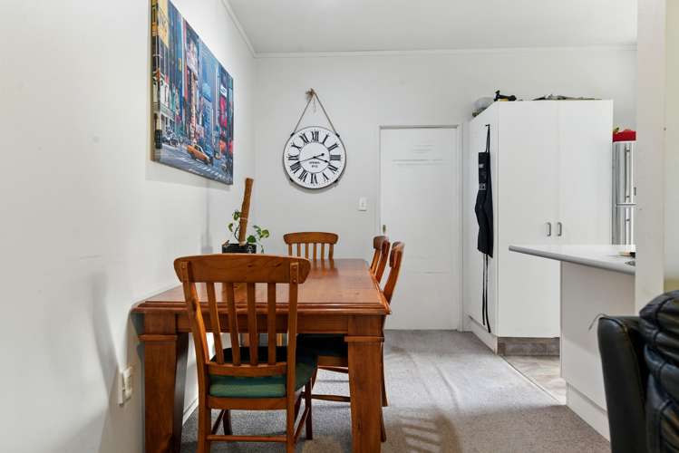 13A Follis Street_3