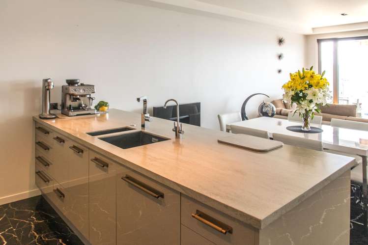 2/24 Hospital Terrace Hospital Hill_6