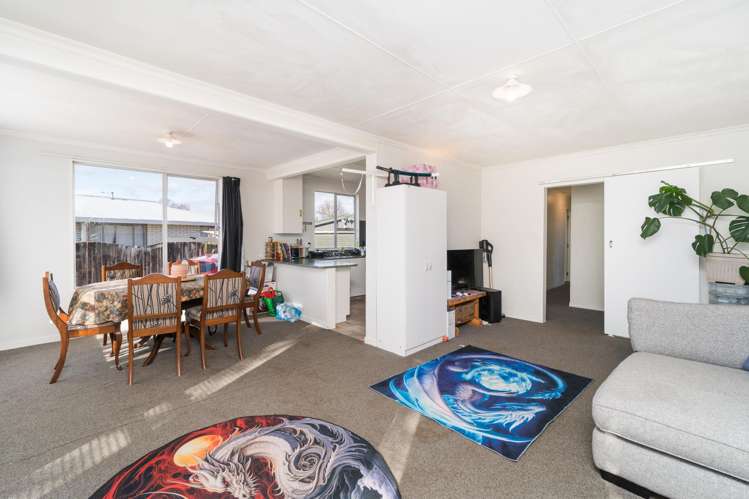 39 Robinson Crescent_3