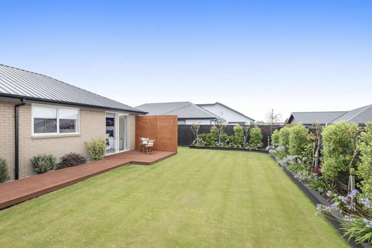 4 Hollard Crescent Lincoln_16